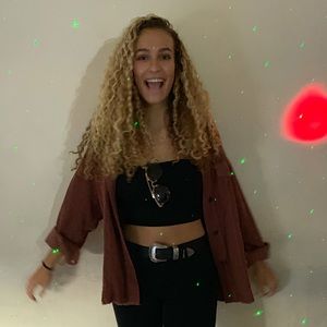 Meet your Posher, Julia